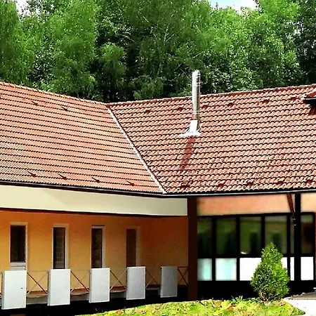 Freizeitzentrum Sambachshof Affittacamere 3*