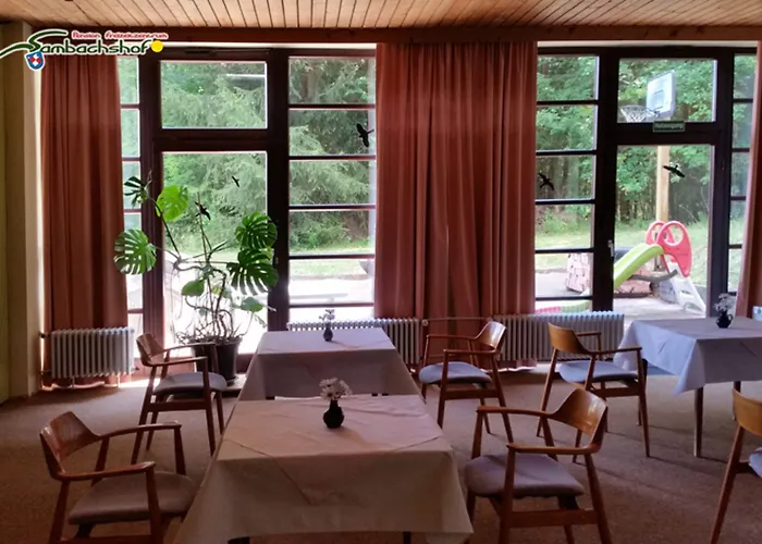 Freizeitzentrum Sambachshof 게스트하우스 3*