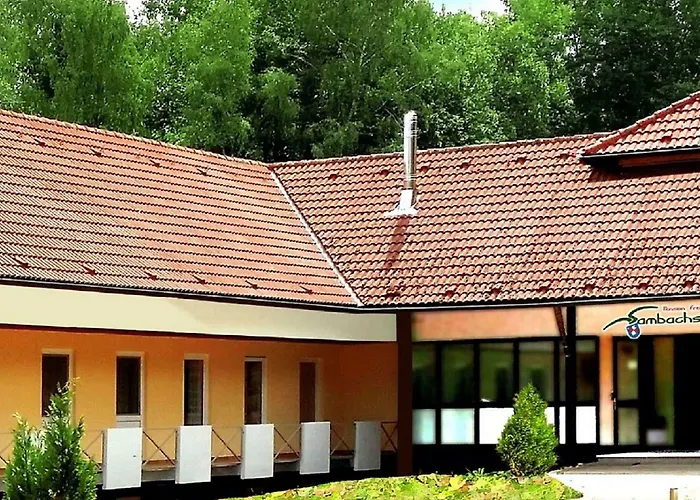 Freizeitzentrum Sambachshof 게스트하우스 3*